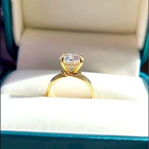 Solid 14k gold 2.5ct moissanite ring